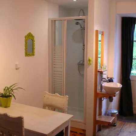 Les Deux Vélos CycleLodge / Fietshotel Biert Extérieur photo